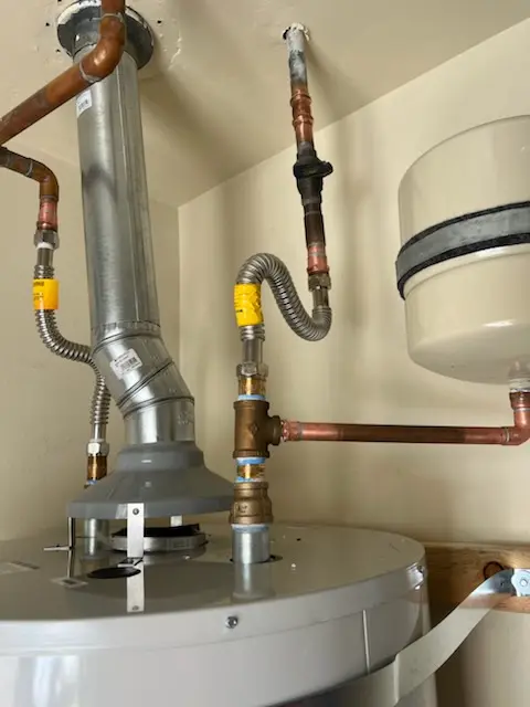 Water heater installation and plumbing repair in North Benton